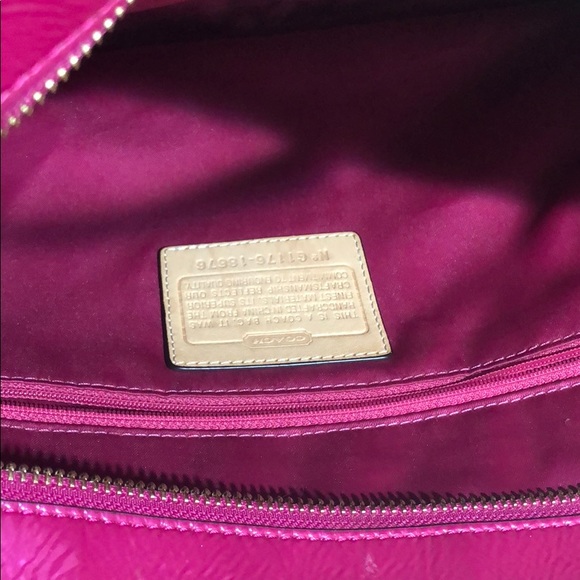 Coach Bag - Picture 6 of 8
